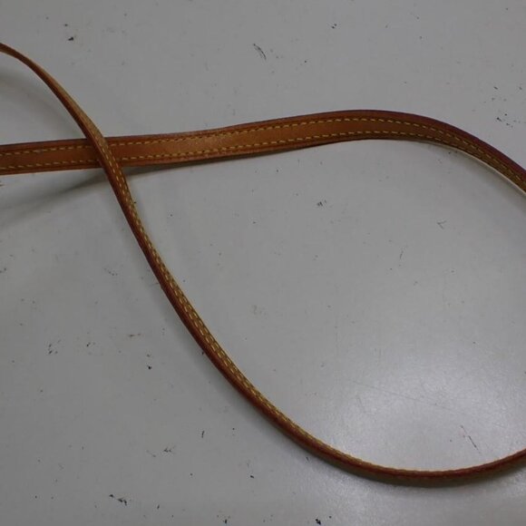 Louis VUITTON Pochette Twin - Picture 11 of 17